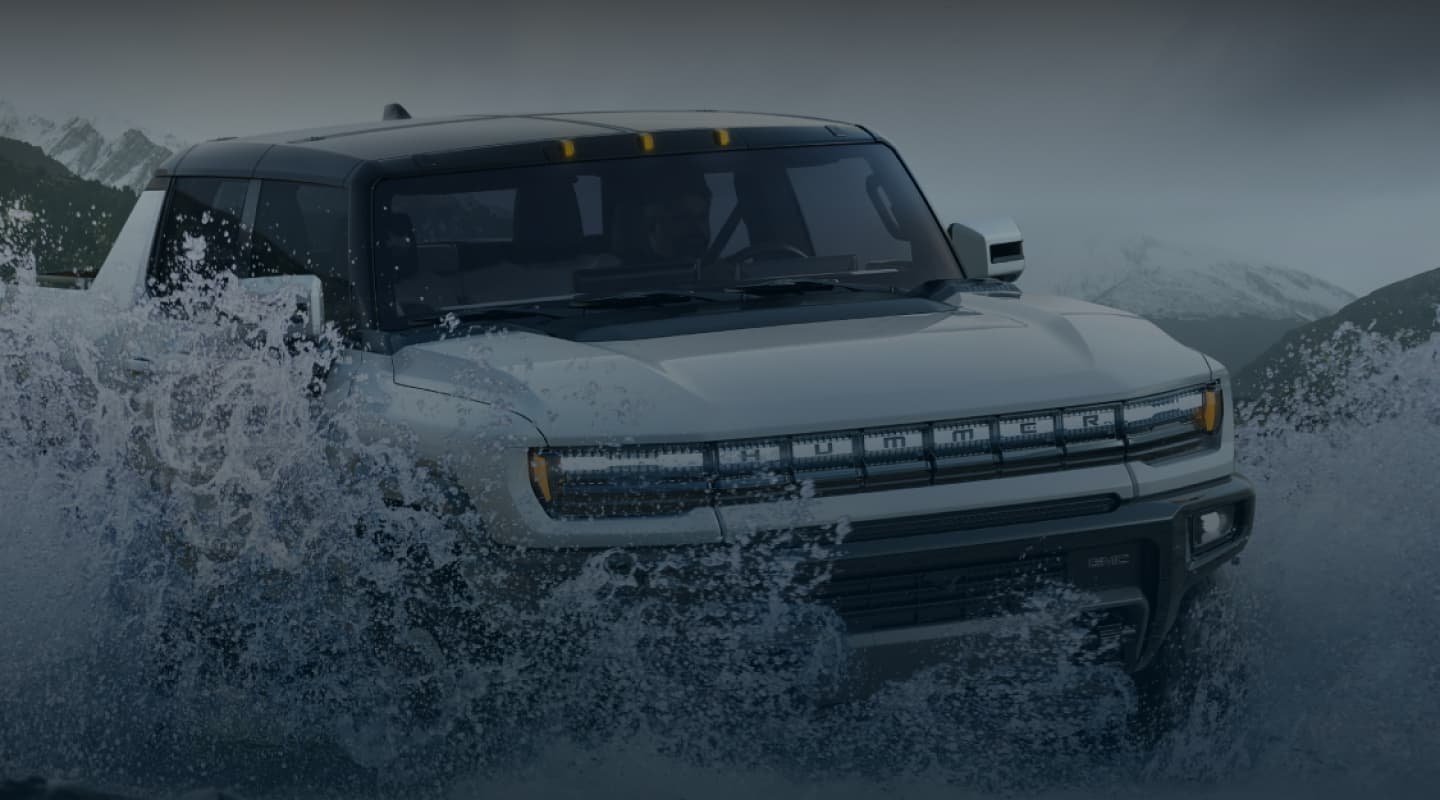 Hummer Pickup off-roading in water